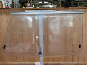 Caravan Nearside Polyplastic Window- 915mm x 575mm x 1070mm image 1