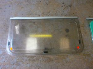 Used Caravan Window - 850mm x 470mm - Roxite 60 image 1